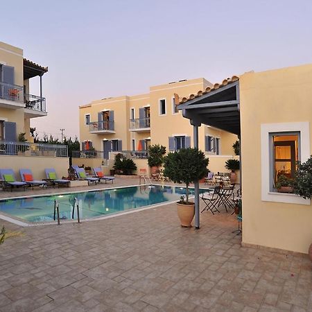Fistikies Holiday Apartments Aegina ภายนอก รูปภาพ