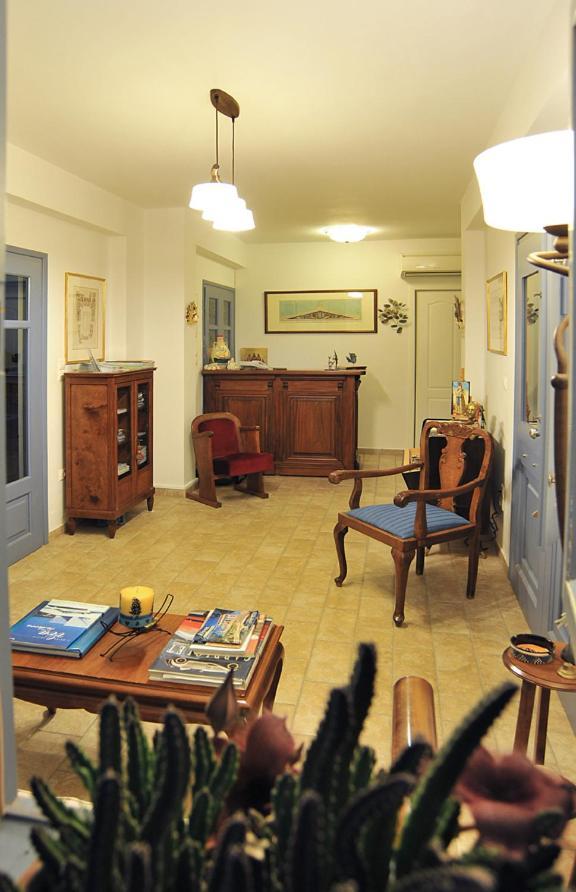 Fistikies Holiday Apartments Aegina ภายนอก รูปภาพ